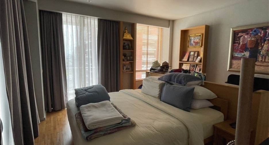 For sale 2 ベッドルーム condo in Pathum Wan, Bangkok