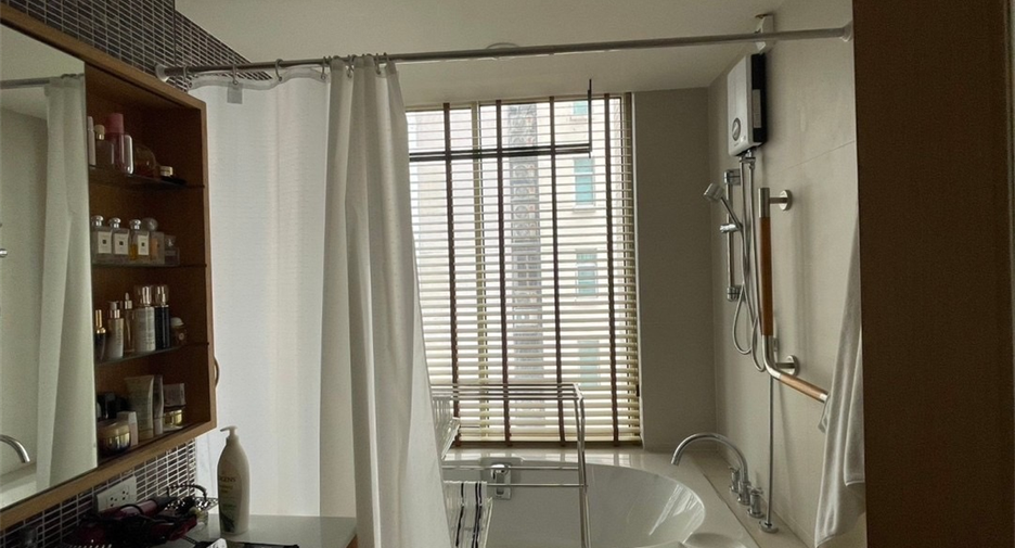 For sale 2 ベッドルーム condo in Pathum Wan, Bangkok