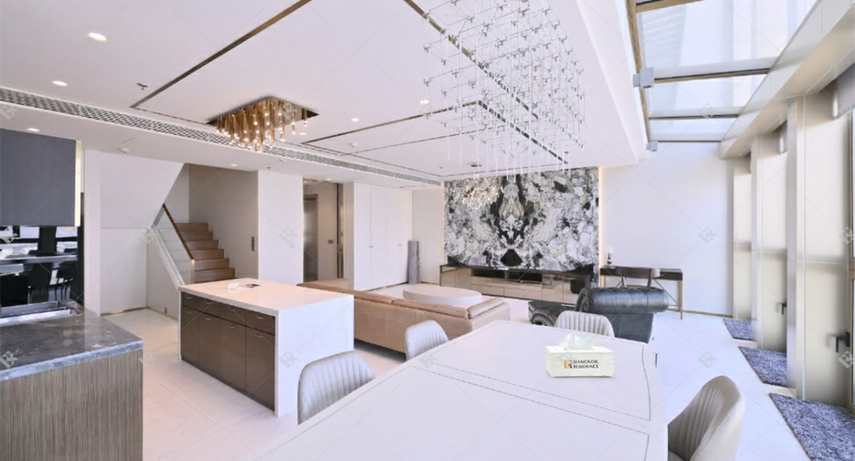 For sale 2 bedrooms condo in Pathum Wan, Bangkok