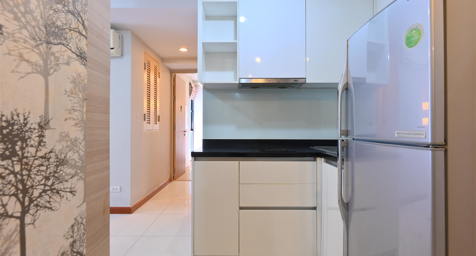 For sale 2 bedrooms condo in Watthana, Bangkok