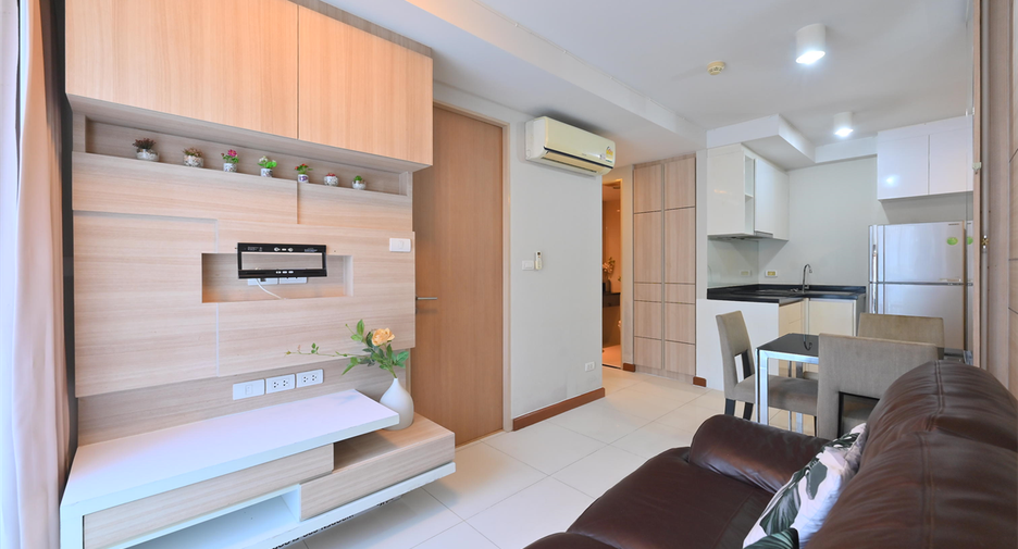 For sale 2 bedrooms condo in Watthana, Bangkok