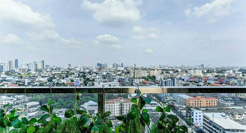 For sale 2 bedrooms condo in Khlong Toei, Bangkok