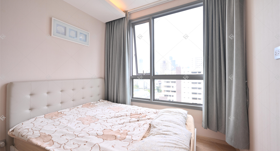 For sale 1 bed condo in Watthana, Bangkok