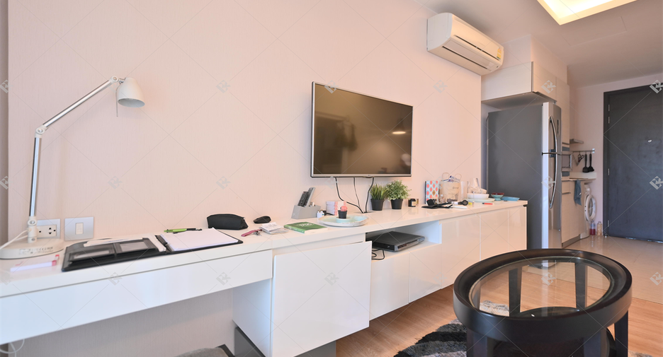 For sale 1 bed condo in Watthana, Bangkok