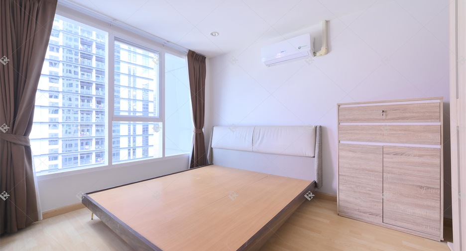 For sale 1 bed condo in Watthana, Bangkok