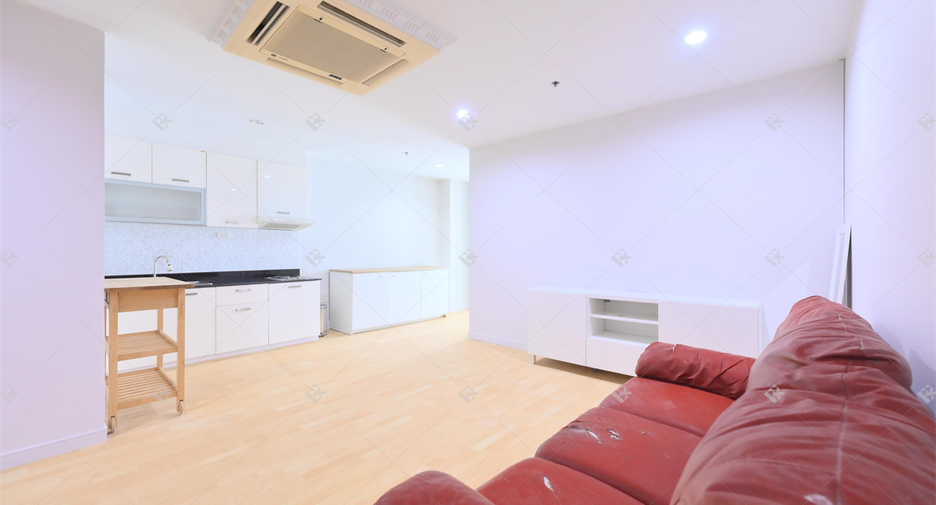 For sale 1 bed condo in Watthana, Bangkok
