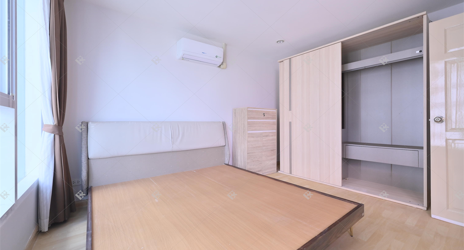 For sale 1 bed condo in Watthana, Bangkok