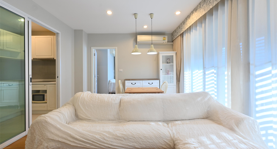 For sale 2 bedrooms condo in Khlong Toei, Bangkok