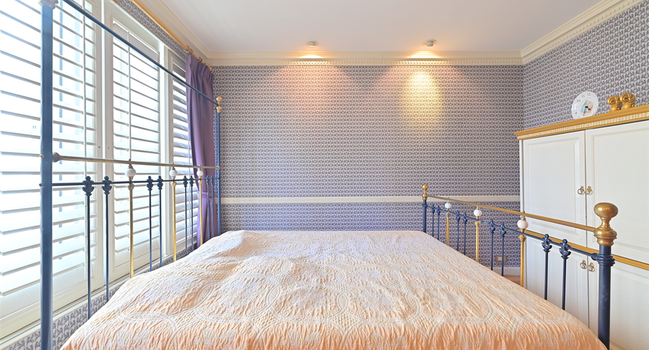 For sale 3 ベッドルーム condo in Pathum Wan, Bangkok