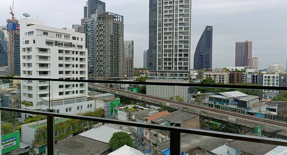 Wohnung zum Kauf mit 1 Zimmer in Khlong Toei, Bangkok