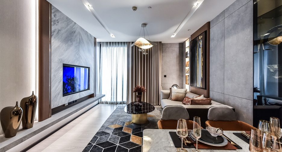 For sale 2 bedrooms condo in Khlong Toei, Bangkok