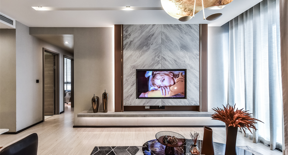 For sale 2 bedrooms condo in Khlong Toei, Bangkok