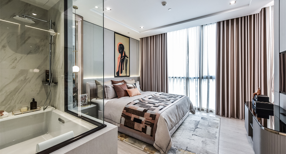 For sale 2 bedrooms condo in Khlong Toei, Bangkok