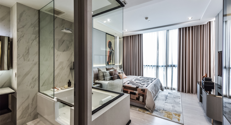 For sale 2 bedrooms condo in Khlong Toei, Bangkok