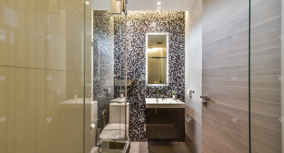 For sale 2 bedrooms condo in Sathon, Bangkok