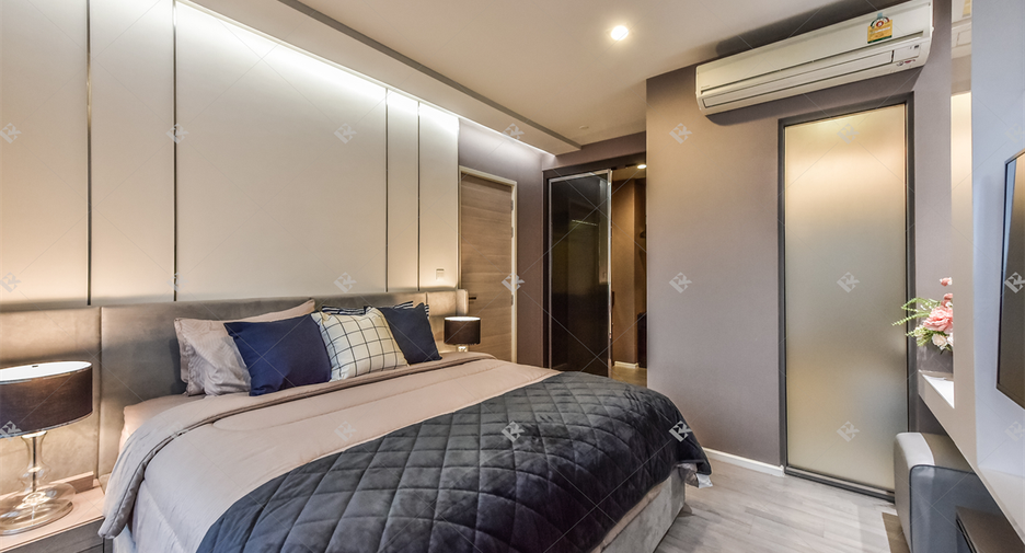 For sale 2 bedrooms condo in Sathon, Bangkok