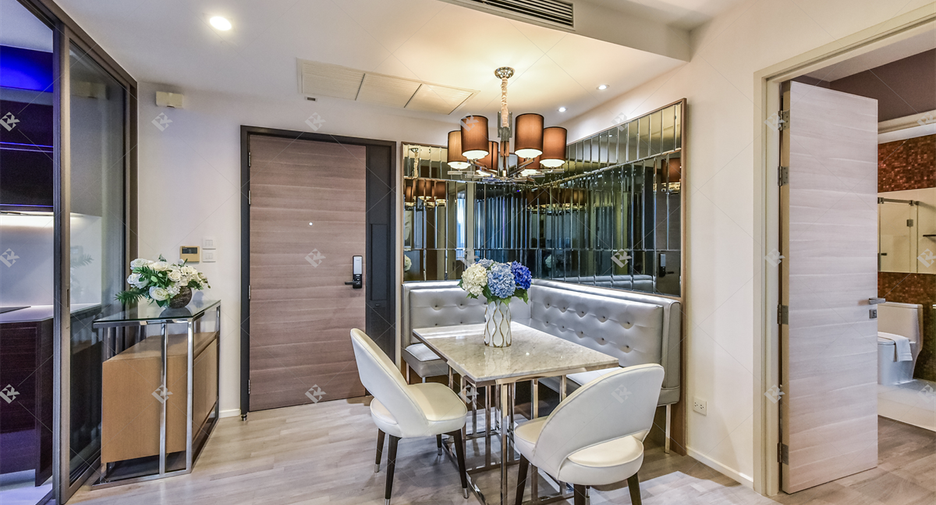For sale 2 bedrooms condo in Sathon, Bangkok