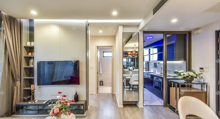 For sale 2 bedrooms condo in Sathon, Bangkok