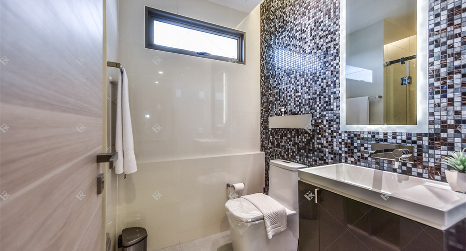 For sale 2 bedrooms condo in Sathon, Bangkok