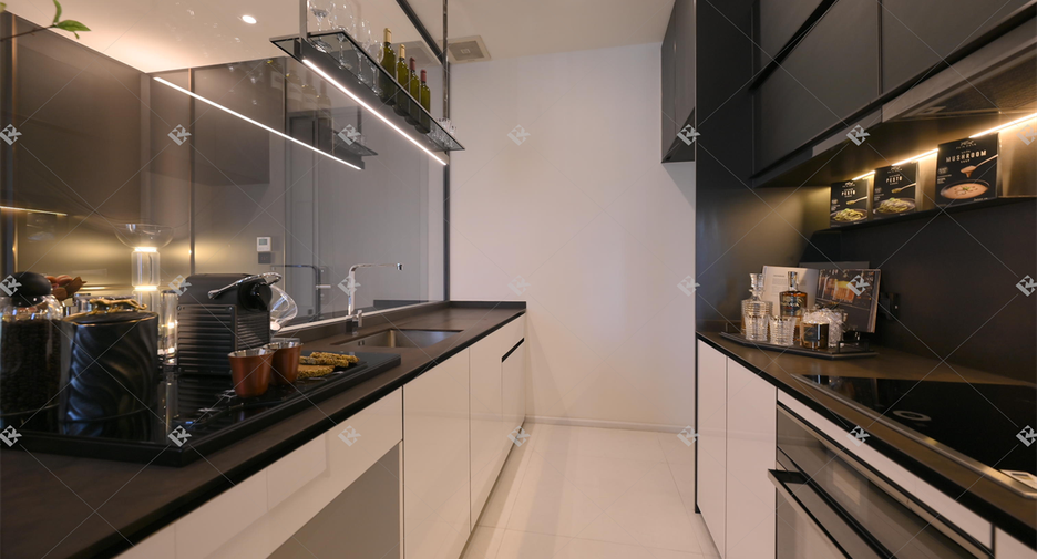 For sale 2 bedrooms condo in Watthana, Bangkok