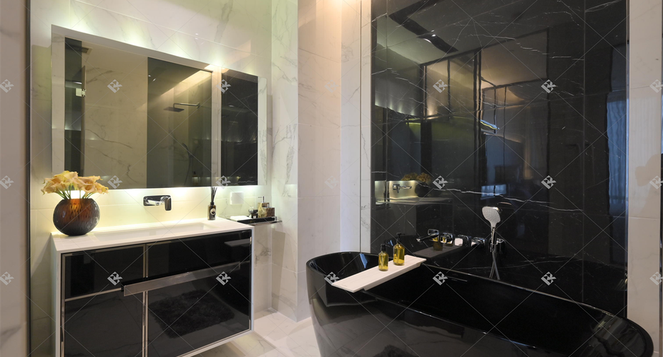 For sale 2 bedrooms condo in Watthana, Bangkok