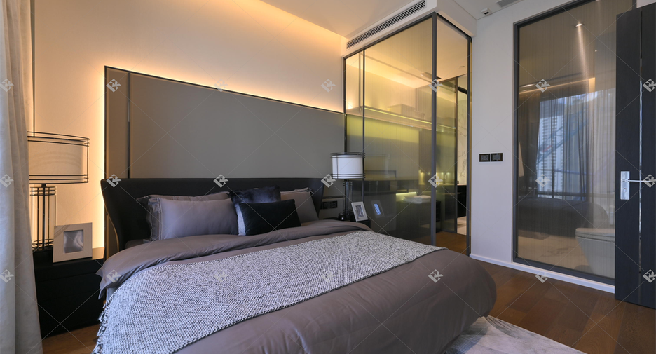 For sale 2 bedrooms condo in Watthana, Bangkok