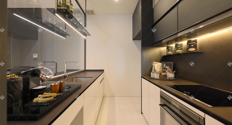 For sale 2 bedrooms condo in Watthana, Bangkok