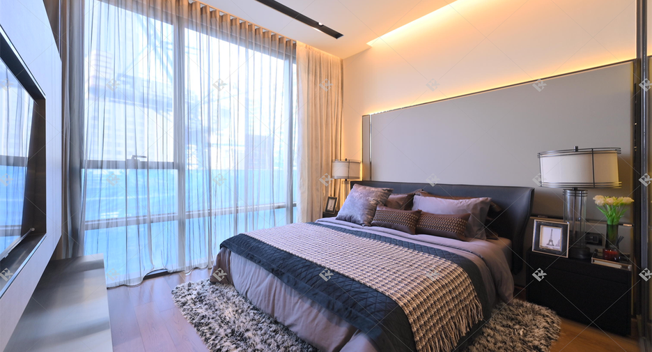 For sale 2 bedrooms condo in Watthana, Bangkok