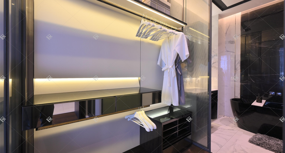 For sale 2 bedrooms condo in Watthana, Bangkok