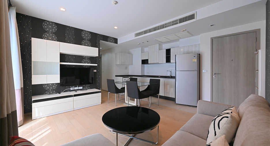 For sale 2 bedrooms condo in Watthana, Bangkok