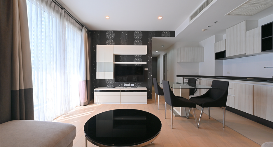 For sale 2 bedrooms condo in Watthana, Bangkok