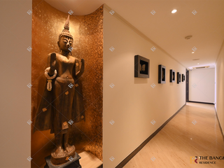 For sale 3 ベッドルーム condo in Khlong Toei, Bangkok