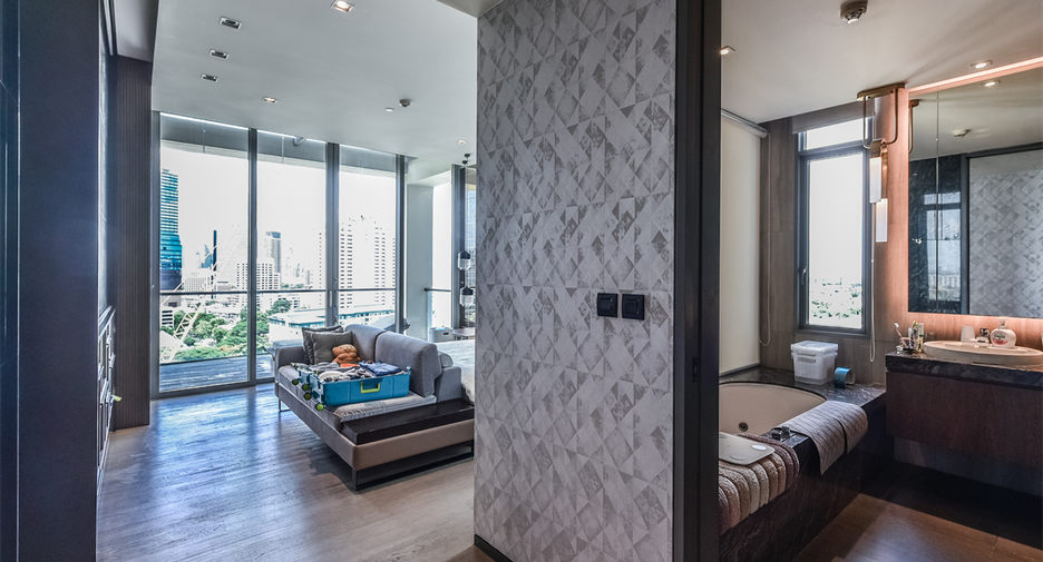 À vendre 2 chambres condo à Sathon, Bangkok