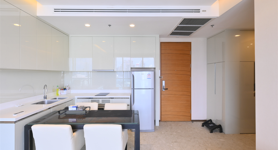 Condo en venta de 2 habitaciones en Khlong Toei, Bangkok