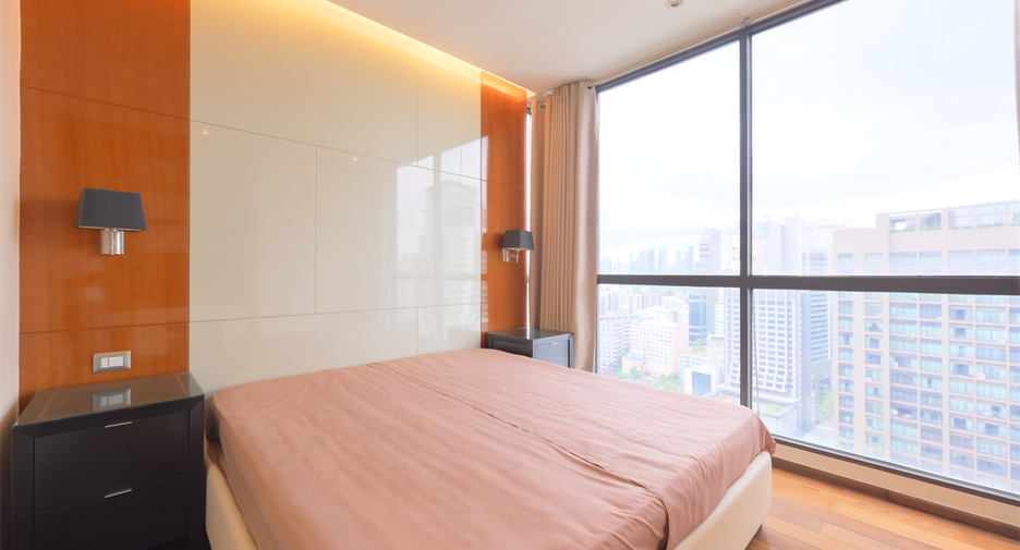Condo en venta de 2 habitaciones en Khlong Toei, Bangkok