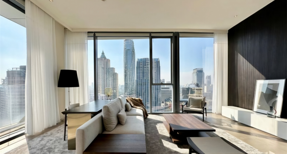 For sale 2 bedrooms condo in Pathum Wan, Bangkok