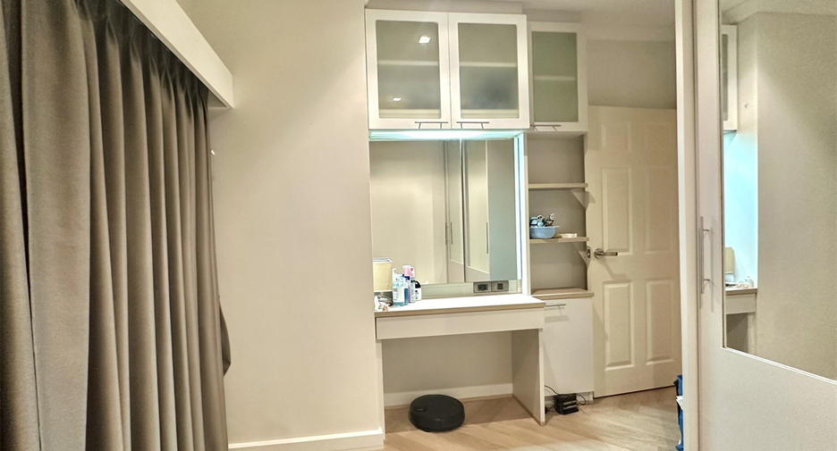 For sale 2 bedrooms condo in Watthana, Bangkok