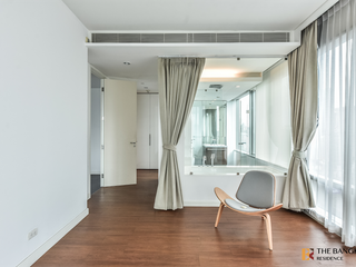For sale 3 bedrooms condo in Pathum Wan, Bangkok