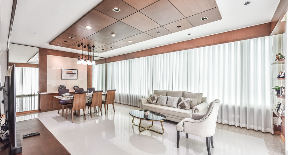Condo en venta de 3 habitaciones en Sathon, Bangkok