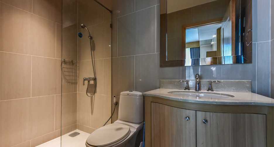 Condo en venta de 3 habitaciones en Sathon, Bangkok