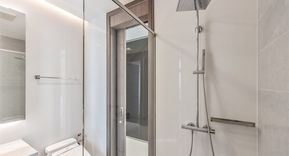À vendre 2 chambres condo à Khlong Toei, Bangkok
