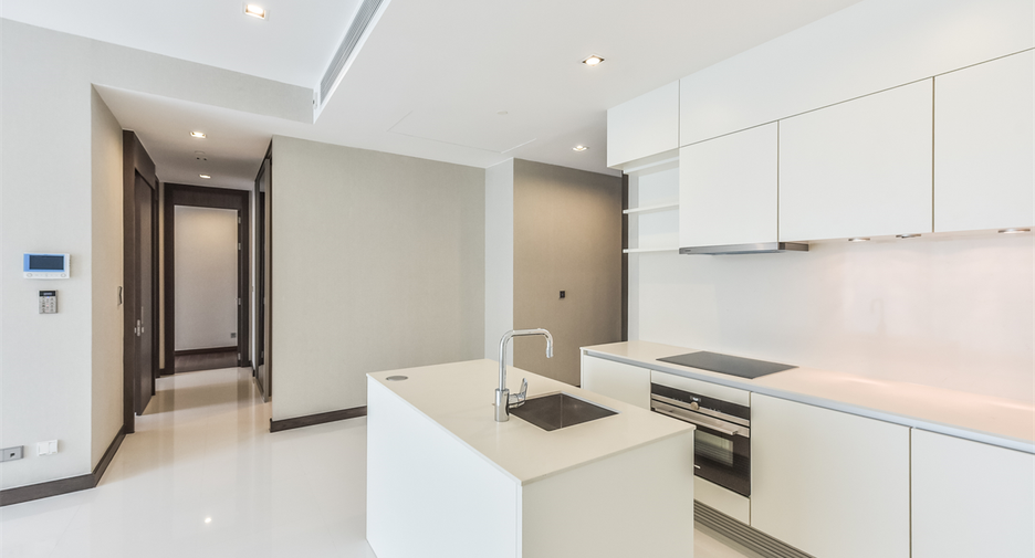 À vendre 2 chambres condo à Khlong Toei, Bangkok