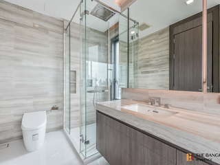 For sale 3 bedrooms condo in Khlong Toei, Bangkok