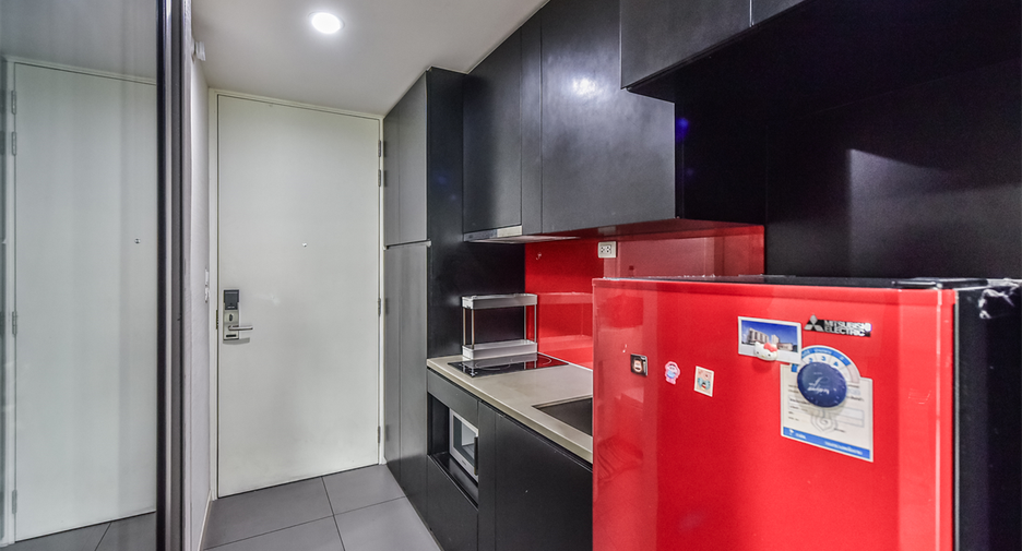 For sale 1 bed condo in Bang Rak, Bangkok
