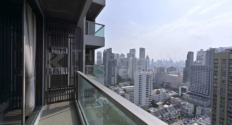 Condo en venta de 2 habitaciones en Khlong Toei, Bangkok