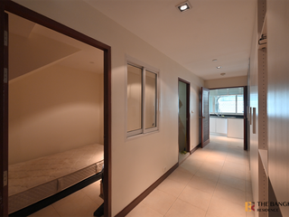 For sale 3 ベッドルーム condo in Khlong Toei, Bangkok