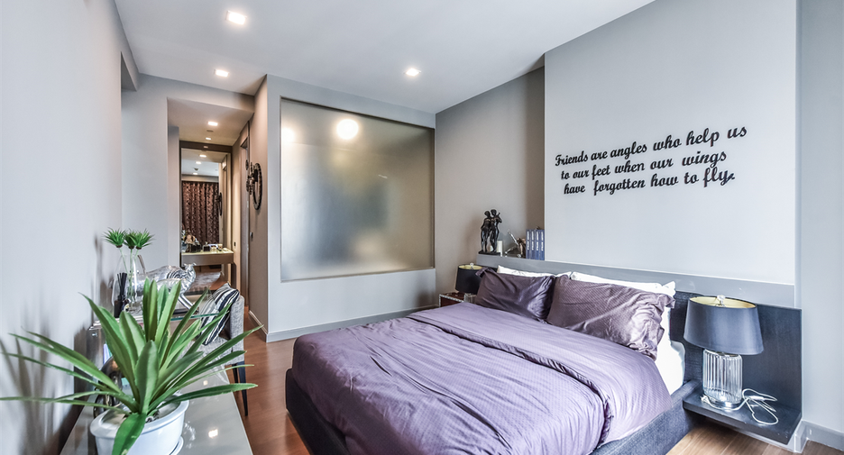 For sale 1 bed condo in Bang Rak, Bangkok