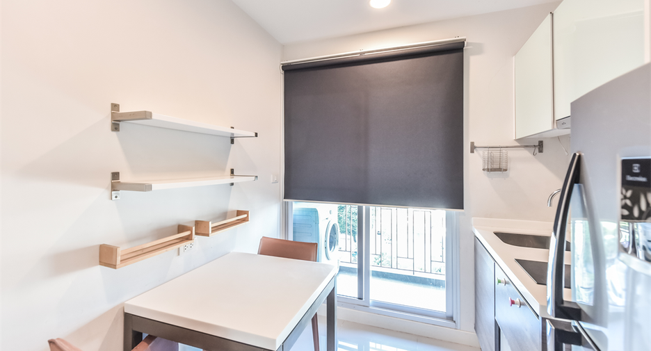 For sale 1 bed condo in Sathon, Bangkok