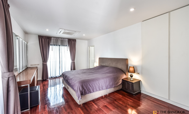 For sale 2 bedrooms condo in Pathum Wan, Bangkok