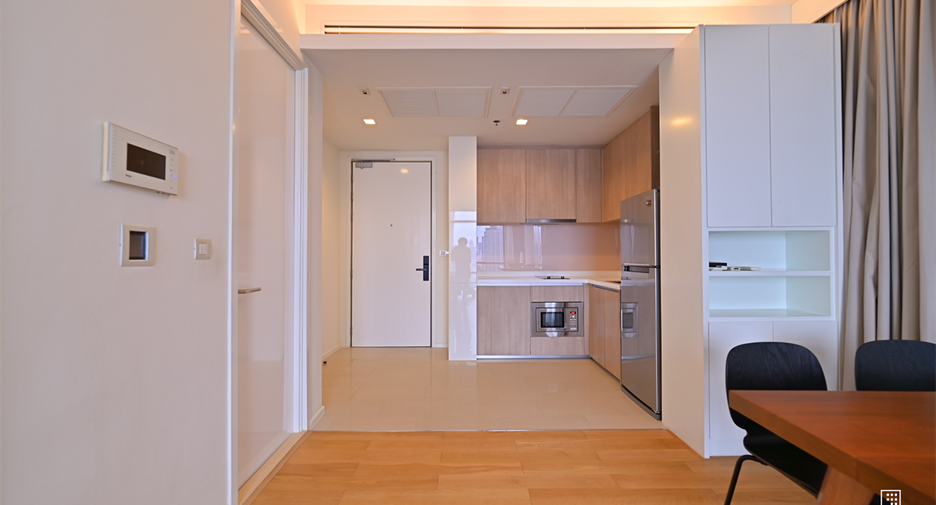 For sale 1 bed condo in Watthana, Bangkok